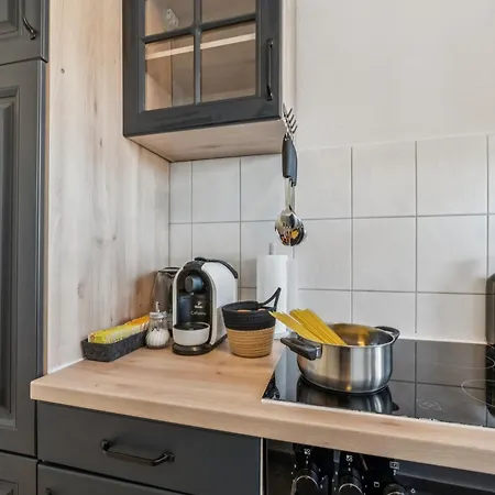 Zentrales Helles Apartment, Kueche, Parkplatz *